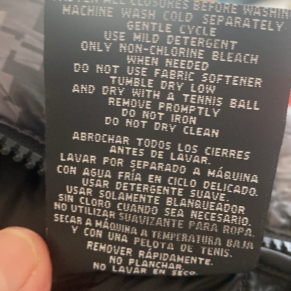 32° Heat Down Vest - Picture 10 of 10